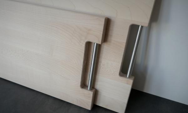 Holz-Schneidebrett Ahorn Edelstahlgriff